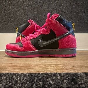 Nike Dunk High- Run The Jewel. Men’s size 5, would fit a youth(5) or a women6.5